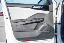Volkswagen Taos S FWD 2026