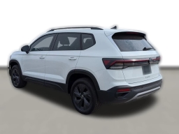 Volkswagen Taos S FWD 2026