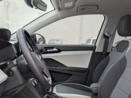Volkswagen Taos S FWD 2026