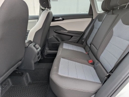 Volkswagen Taos S FWD 2026