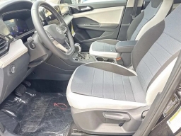 Volkswagen Taos S FWD 2026
