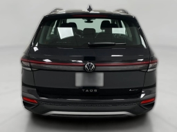 Volkswagen Taos S 4MOTION 2026