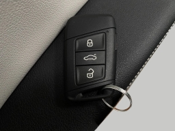 Volkswagen Taos S 4MOTION 2026