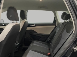 Volkswagen Taos S 4MOTION 2026