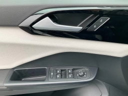 Volkswagen Taos S 4MOTION 2026