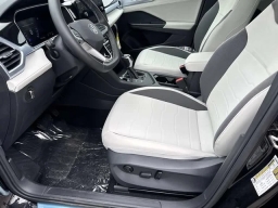 Volkswagen Taos SE FWD 2026