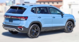 Volkswagen Taos SE FWD 2025