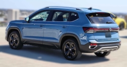 Volkswagen Taos SE FWD 2025