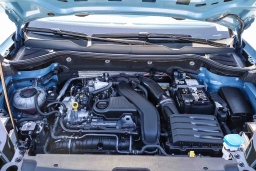 Volkswagen Taos SE FWD 2025
