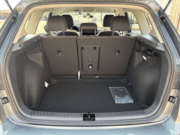 Volkswagen Taos SE FWD 2025