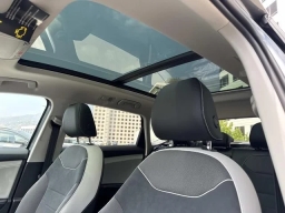 Volkswagen Taos SE FWD 2026