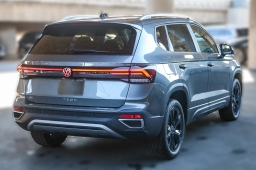 Volkswagen Taos SE FWD 2025