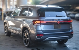 Volkswagen Taos SE FWD 2025