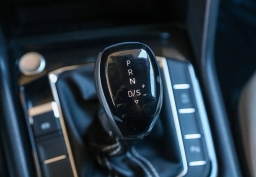 Volkswagen Taos SE FWD 2025
