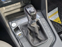 Volkswagen Taos SE FWD 2026