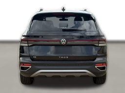 Volkswagen Taos SE FWD 2026