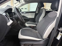 Volkswagen Taos SE FWD 2026