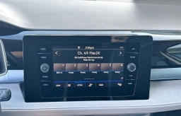 Volkswagen Taos SE FWD 2025