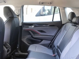 Volkswagen Tiguan SE FWD 2026