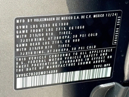 Volkswagen Taos SE FWD 2025