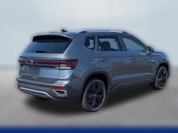 Volkswagen Taos SE FWD 2026