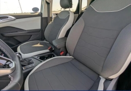 Volkswagen Taos SE FWD 2026