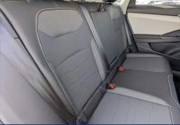 Volkswagen Taos SE FWD 2026
