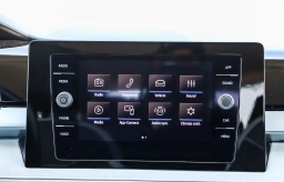 Volkswagen Taos SE FWD 2025