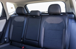 Volkswagen Taos SE FWD 2025