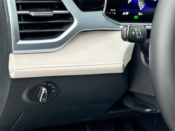 Volkswagen Taos SE FWD 2025