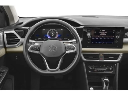Volkswagen Taos SE FWD 2026