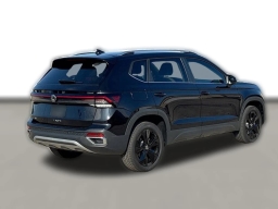 Volkswagen Taos SE FWD 2025