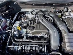 Volkswagen Taos SE FWD 2025