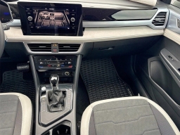 Volkswagen Taos SE FWD 2025