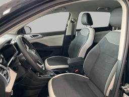 Volkswagen Taos SE 4MOTION 2026