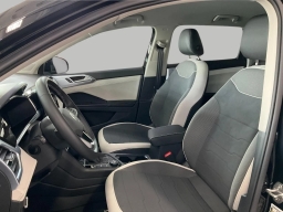 Volkswagen Taos SE 4MOTION 2026