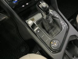 Volkswagen Taos SE 4MOTION 2026