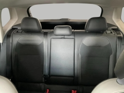 Volkswagen Taos SE 4MOTION 2026