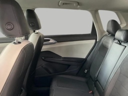 Volkswagen Taos SE 4MOTION 2026