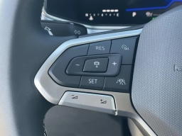 Volkswagen Taos SE 4MOTION 2026