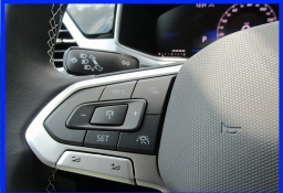 Volkswagen Taos SE 4MOTION 2025
