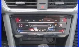 Volkswagen Taos SE 4MOTION 2025