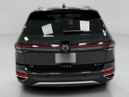 Volkswagen Taos SE 4MOTION 2026