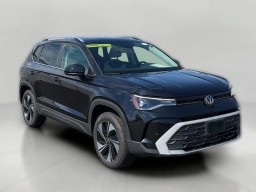 Volkswagen Taos SE 4MOTION 2025