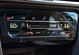 Volkswagen Taos SE 4MOTION 2026