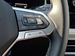 Volkswagen Taos SE 4MOTION 2026