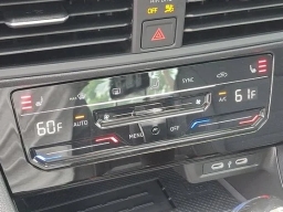 Volkswagen Jetta SE Auto 2026