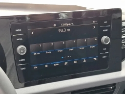 Volkswagen Jetta SE Auto 2026