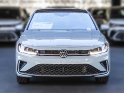 Volkswagen Jetta SE Auto 2026