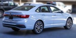 Volkswagen Jetta SE Auto 2026